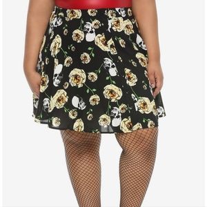 Hot topic midnight hour plus size 3X skull flower skater skirt button down front